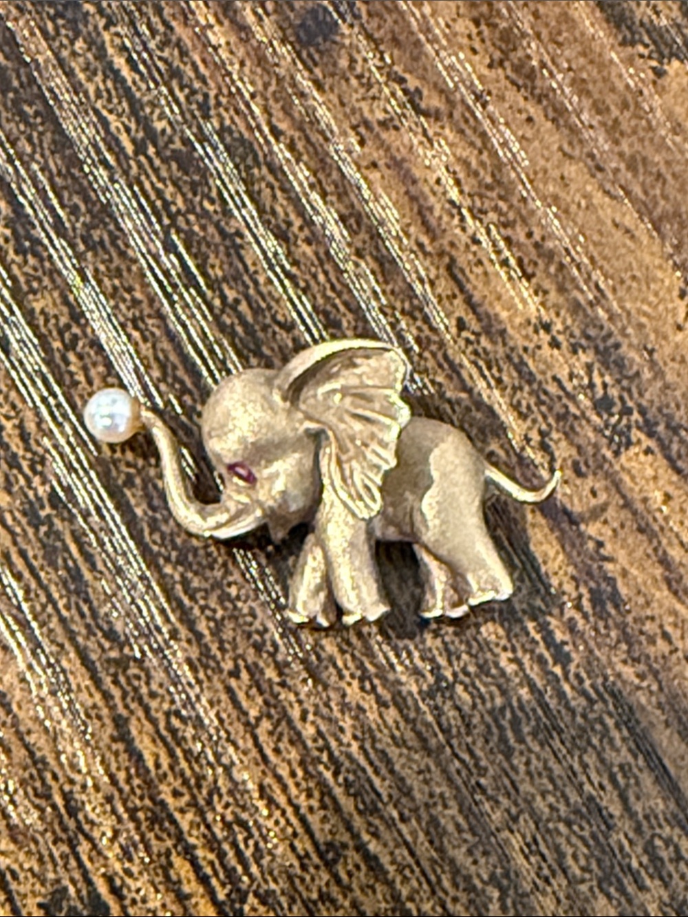 Vintage 14K Gold Elephant Brooch Pin with Pearl & Ruby Eyes – 6g